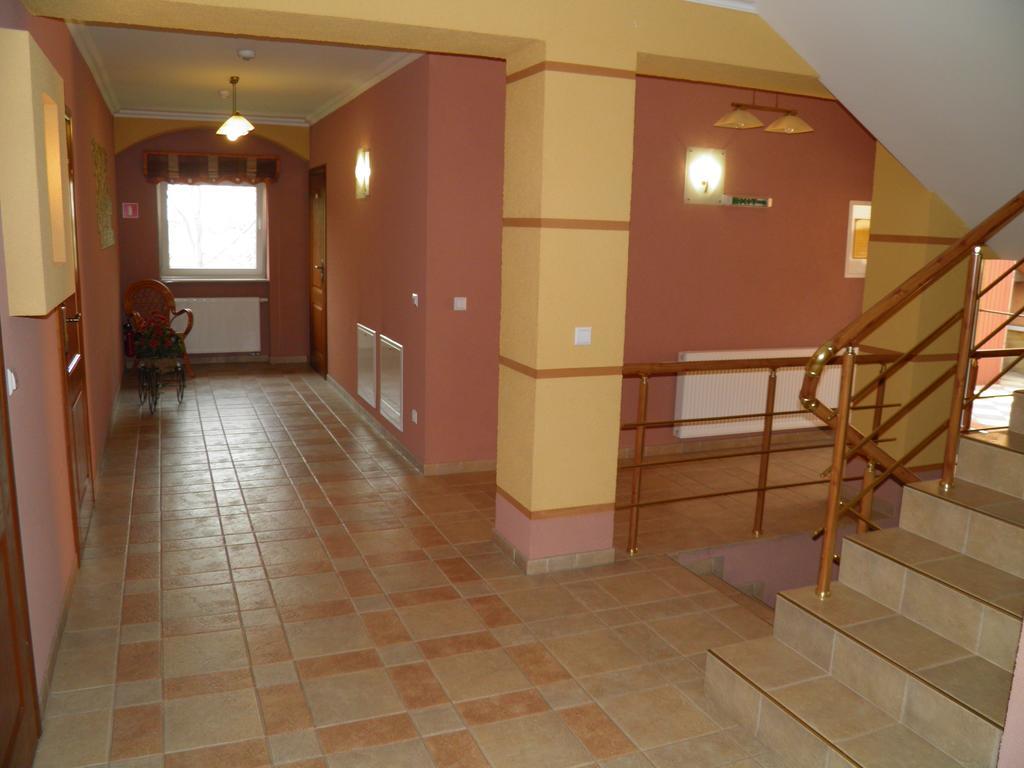 Magnat Hotel Mukacheve Exterior photo