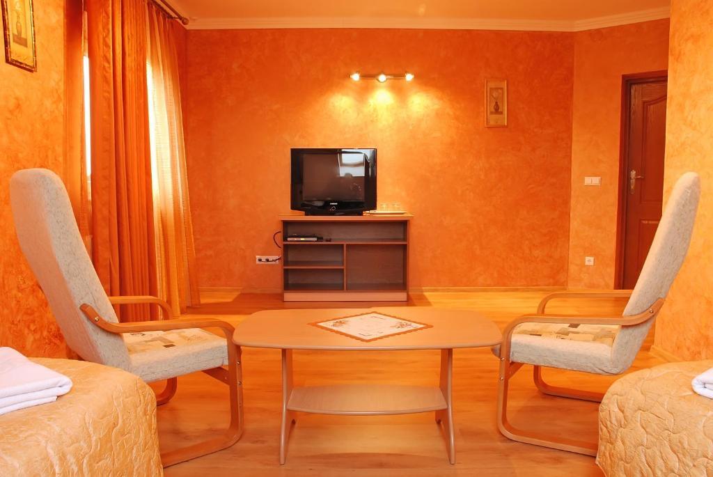 Magnat Hotel Mukacheve Room photo